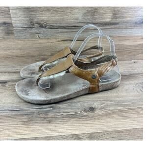 EMU Australia Women's Size 9.5 Tan Sandals